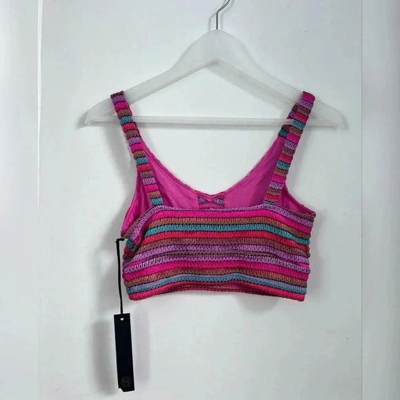 HOUSE Of Harlow x Revolve
Rainbow Crochet Quinn Boho Crop Top NEW W/Tag Size M - Picture 6 of 6